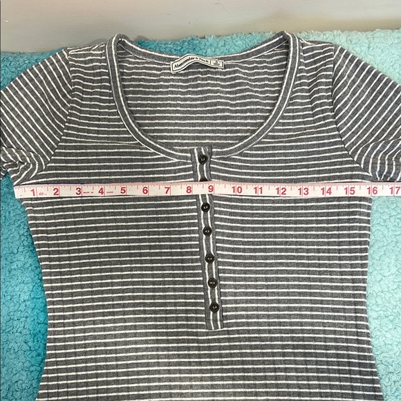 🔥Abercrombie & Fitch Gray Striped Dress🔥 - Picture 4 of 7